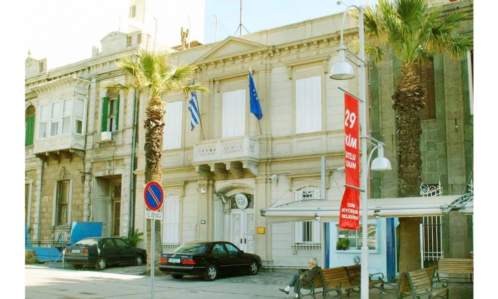 Σύμβουλος Ερντογάν για προφυλάκιση κατασκόπων: "Να συλληφθεί ο Έλληνας πρόξενος στη Σμύρνη"